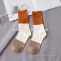 2019 Vente chaude Chaussettes pour femmes en coton doux en cachemire de couleurs assorties de haute qualité